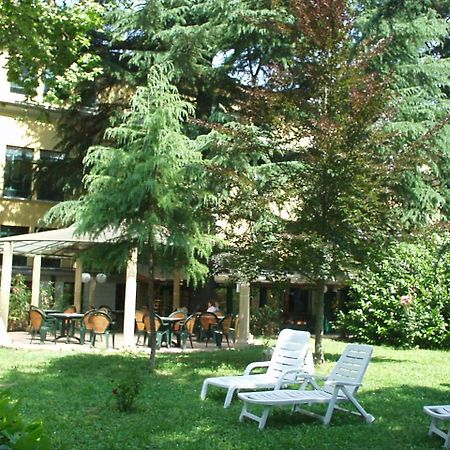 Hotel Salus Salice Terme Buitenkant foto