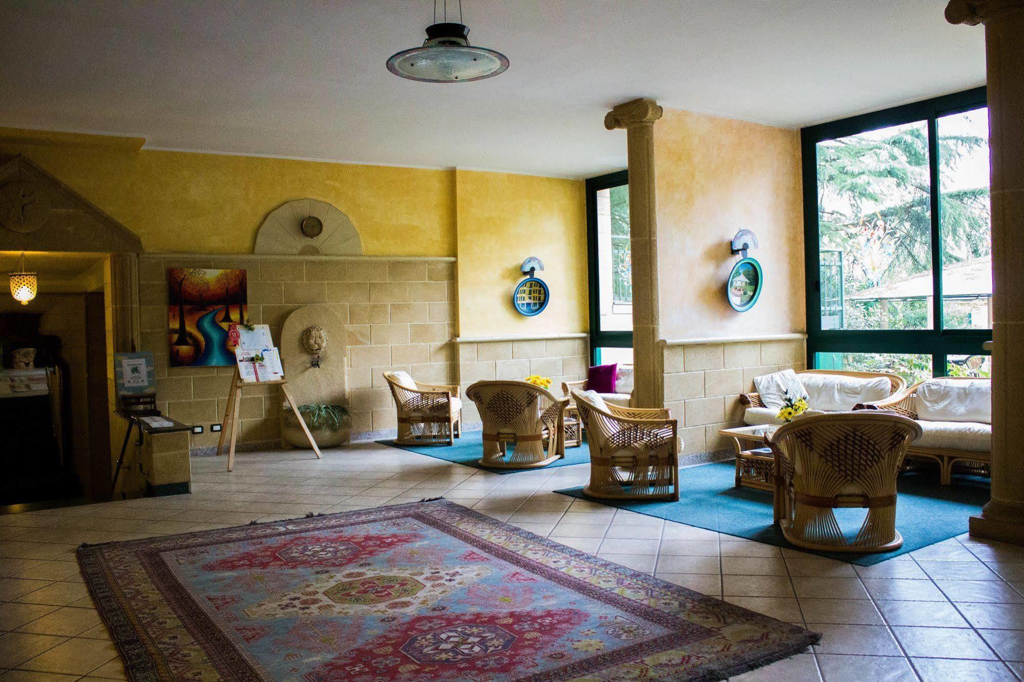 Hotel Salus Salice Terme Buitenkant foto
