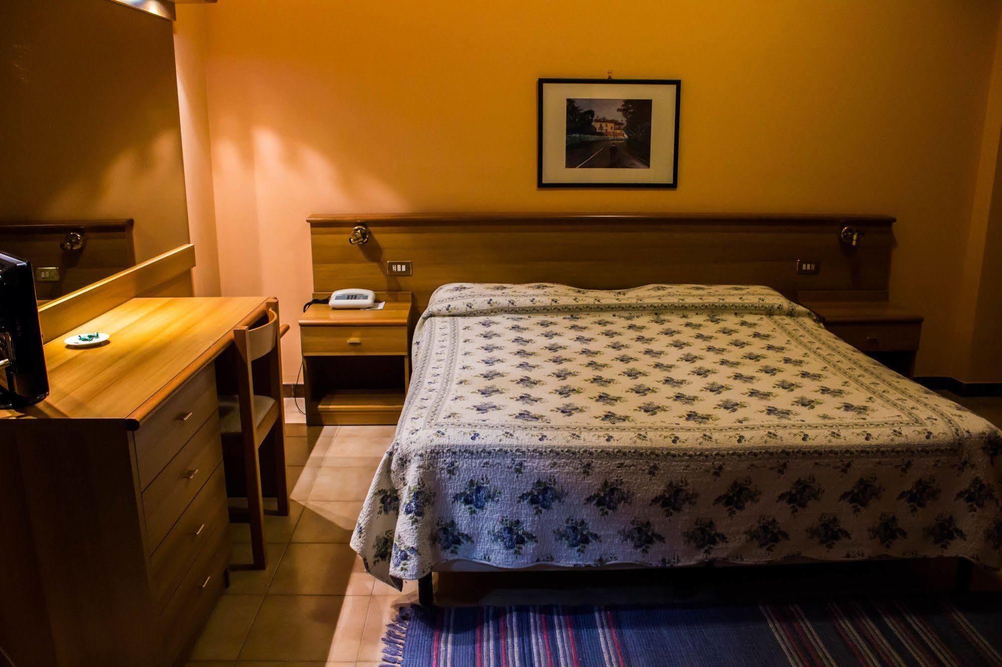 Hotel Salus Salice Terme Buitenkant foto