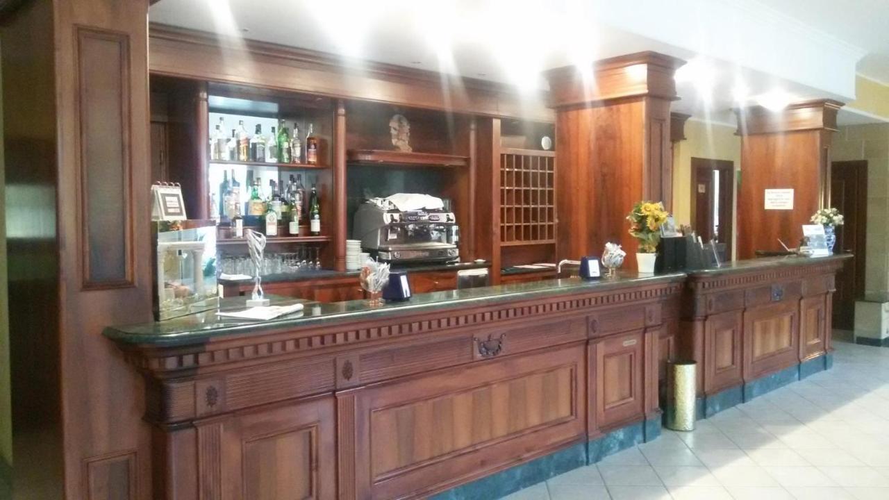 Hotel Salus Salice Terme Buitenkant foto