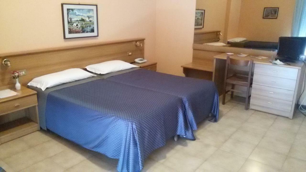 Hotel Salus Salice Terme Buitenkant foto