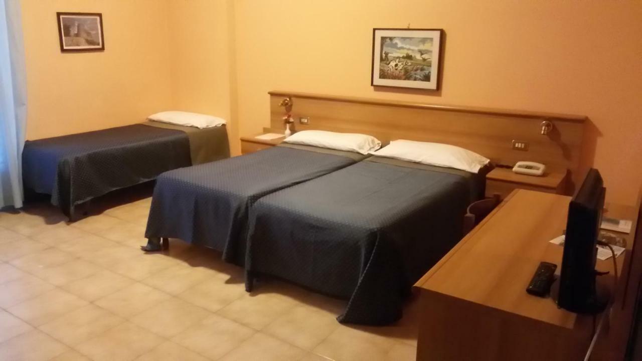 Hotel Salus Salice Terme Buitenkant foto